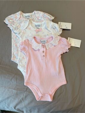 NWT Nicole Miller Baby Girl Pink Ruffle Collar and floral onesies